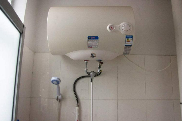 電熱水器為什么會跳閘呢？