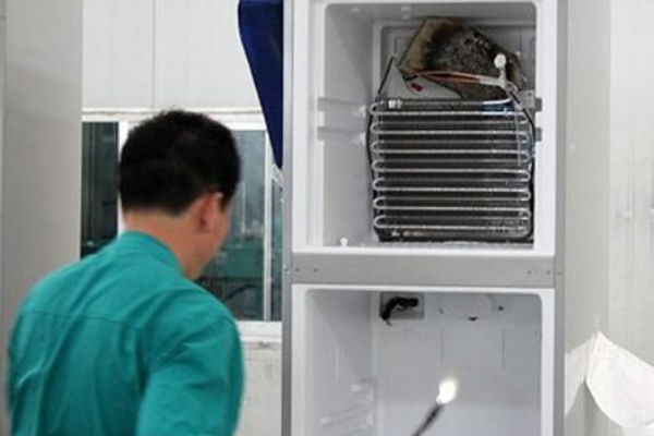 電冰箱不制冷怎么拆開